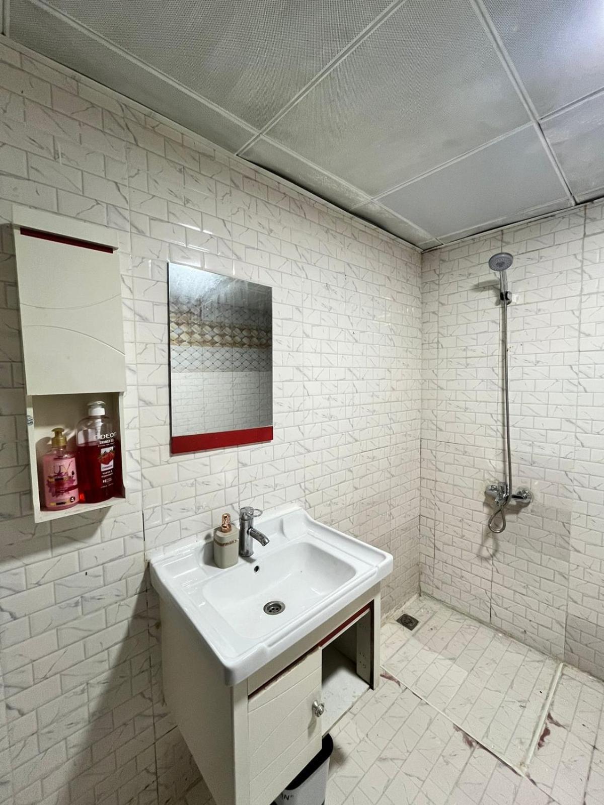Privatunterkunft Cozy Abu Dhabi